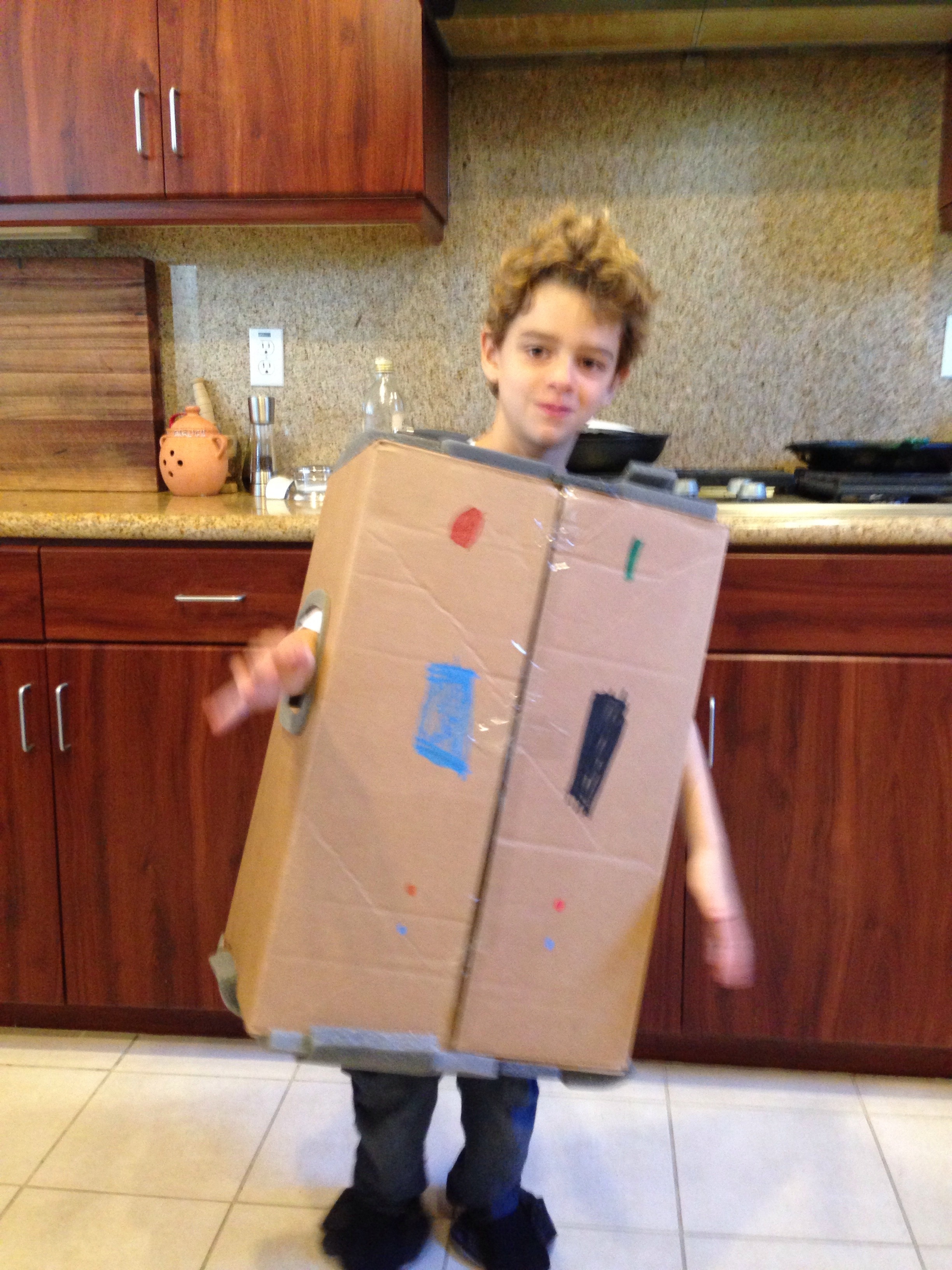 Cardboard box robot costume DIY