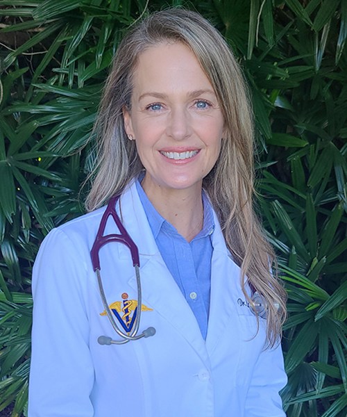 Meet Dr. Lisa Lieberman, Orlando Veterinarian