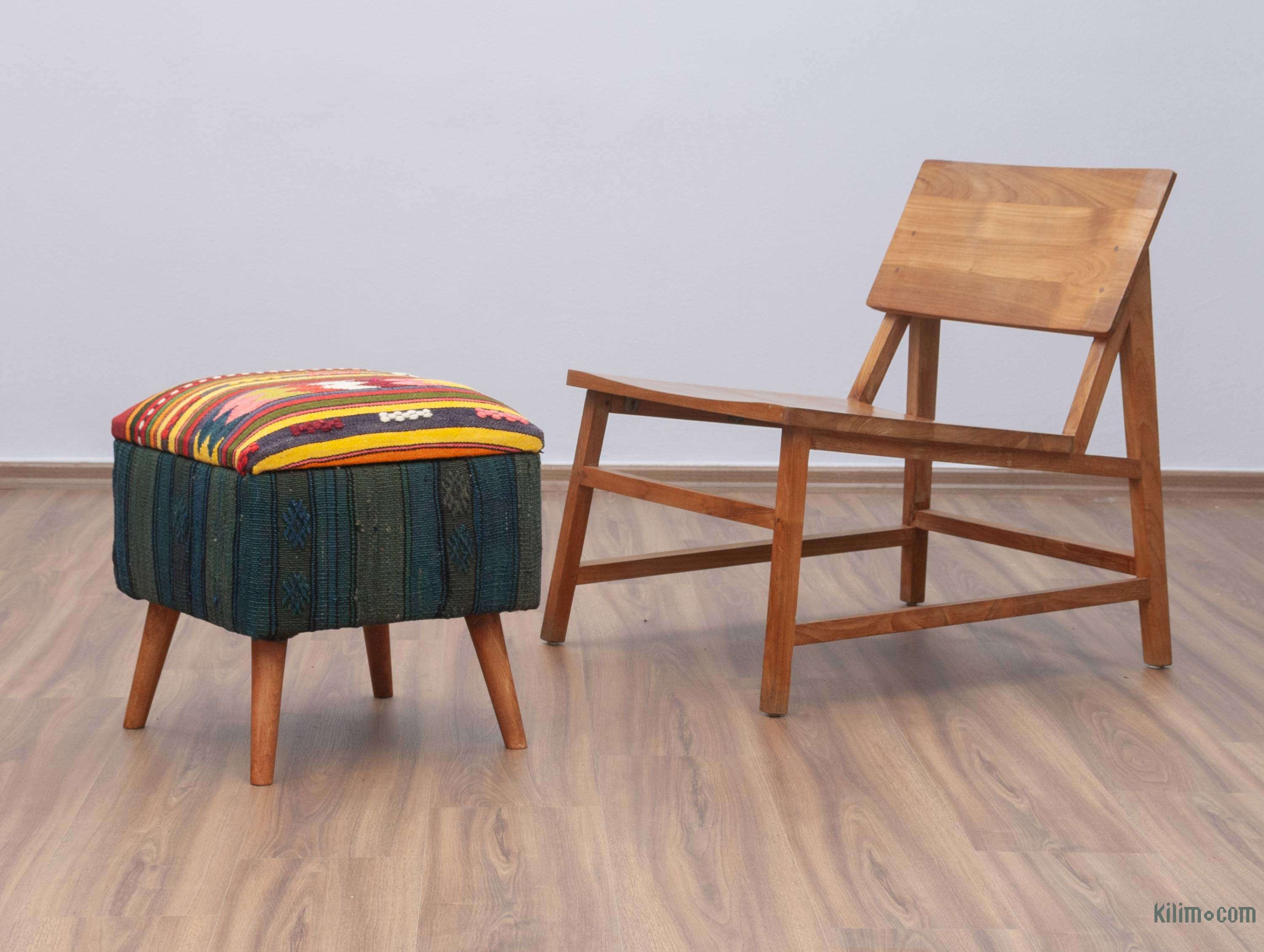 K0042499 Kilim Stool