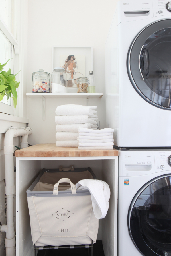 5 Tips to Organize Your Laundry Room