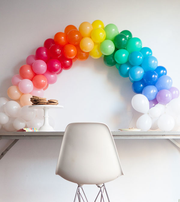 Mini Rainbow Balloon Arch DIY