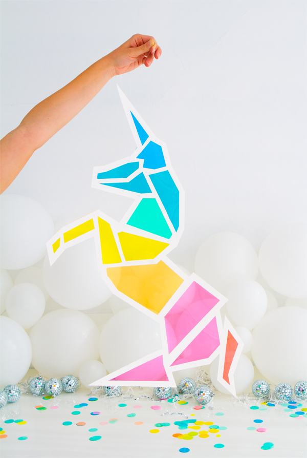DIY ‘Stained Glass’ Unicorn