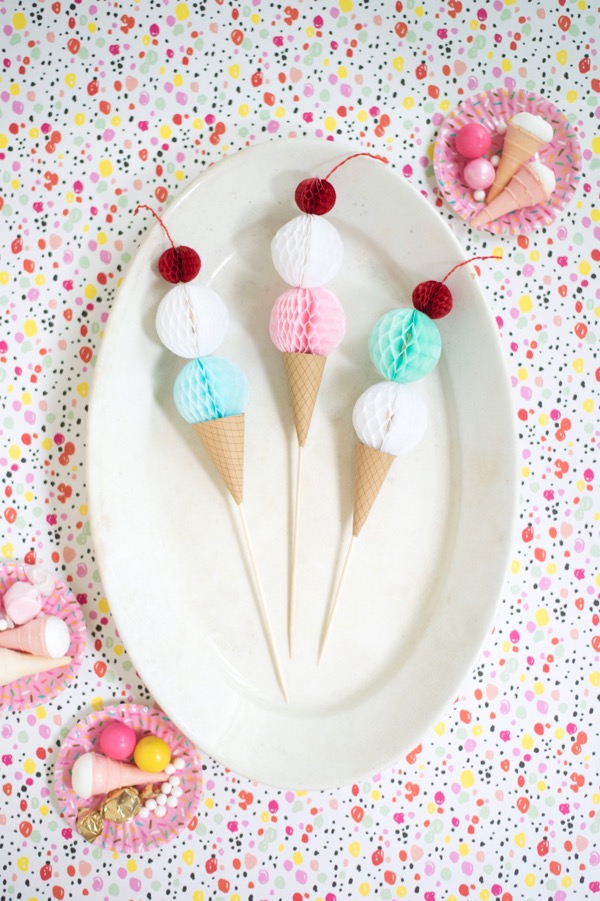 ice cream cone cake topper LaptrinhX