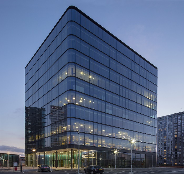 Unitised curtain walling by Kawneer features in a Manchester