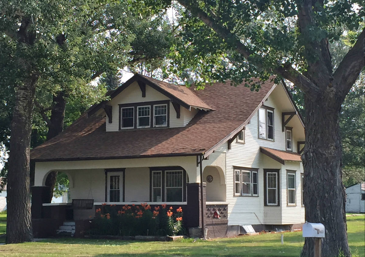 Solve House In Java, South Dakota jigsaw puzzle online with 88 pieces