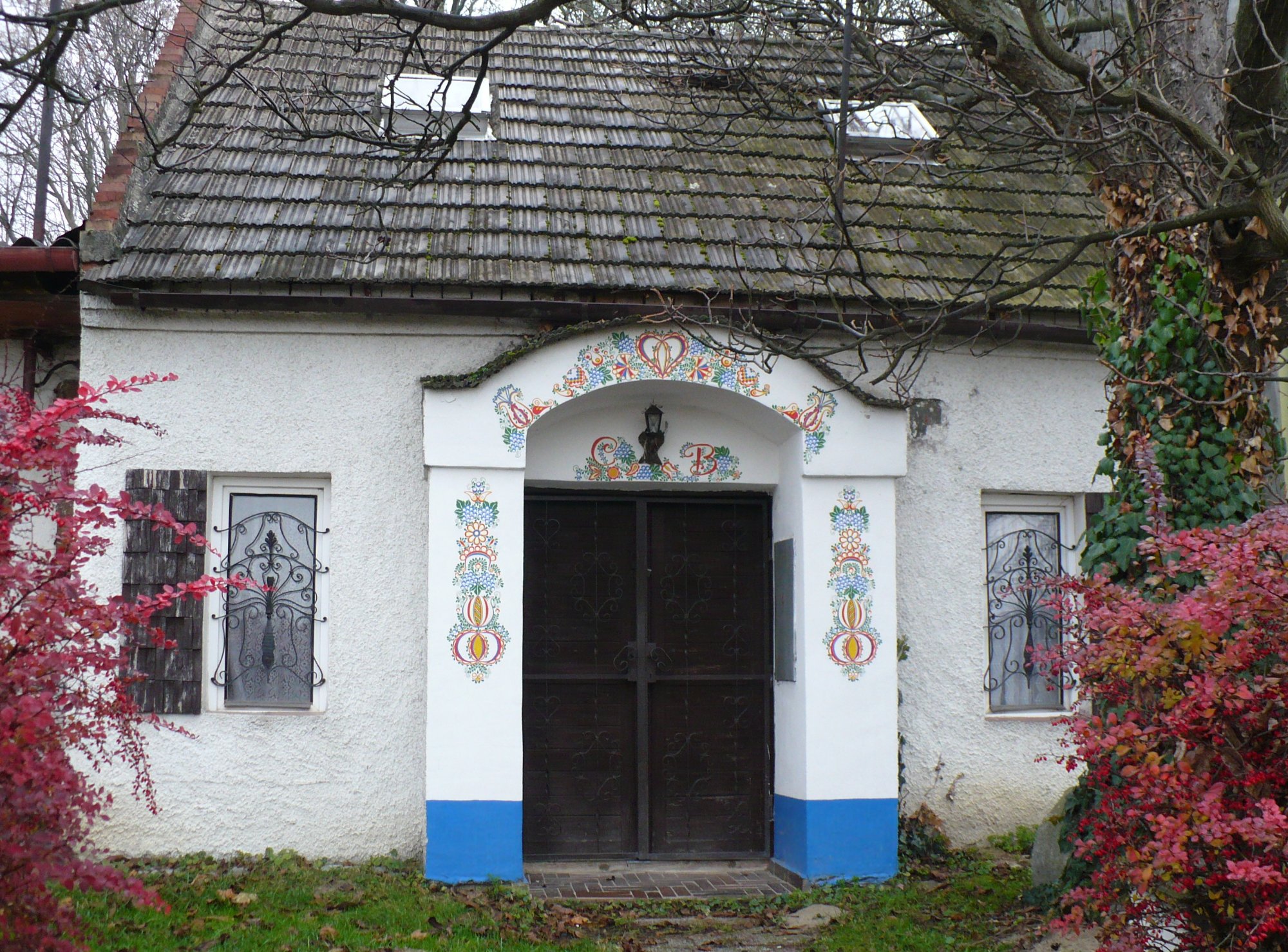 Solve wine cellar jigsaw puzzle online with 130 pieces