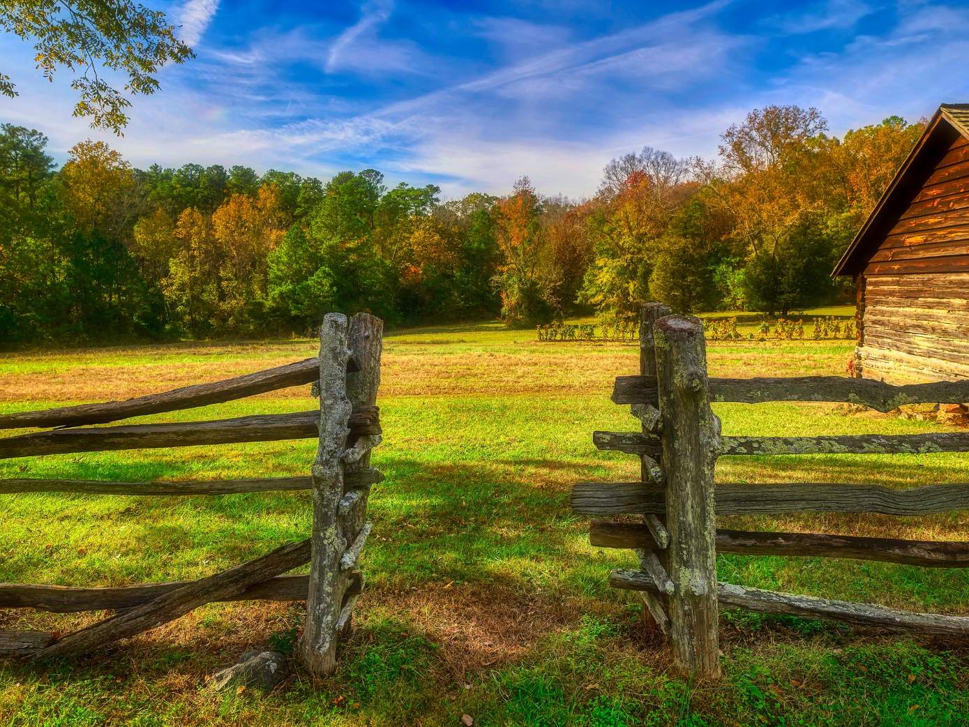 Solve Autumn Farm In North Carolina, USA jigsaw puzzle online with 35