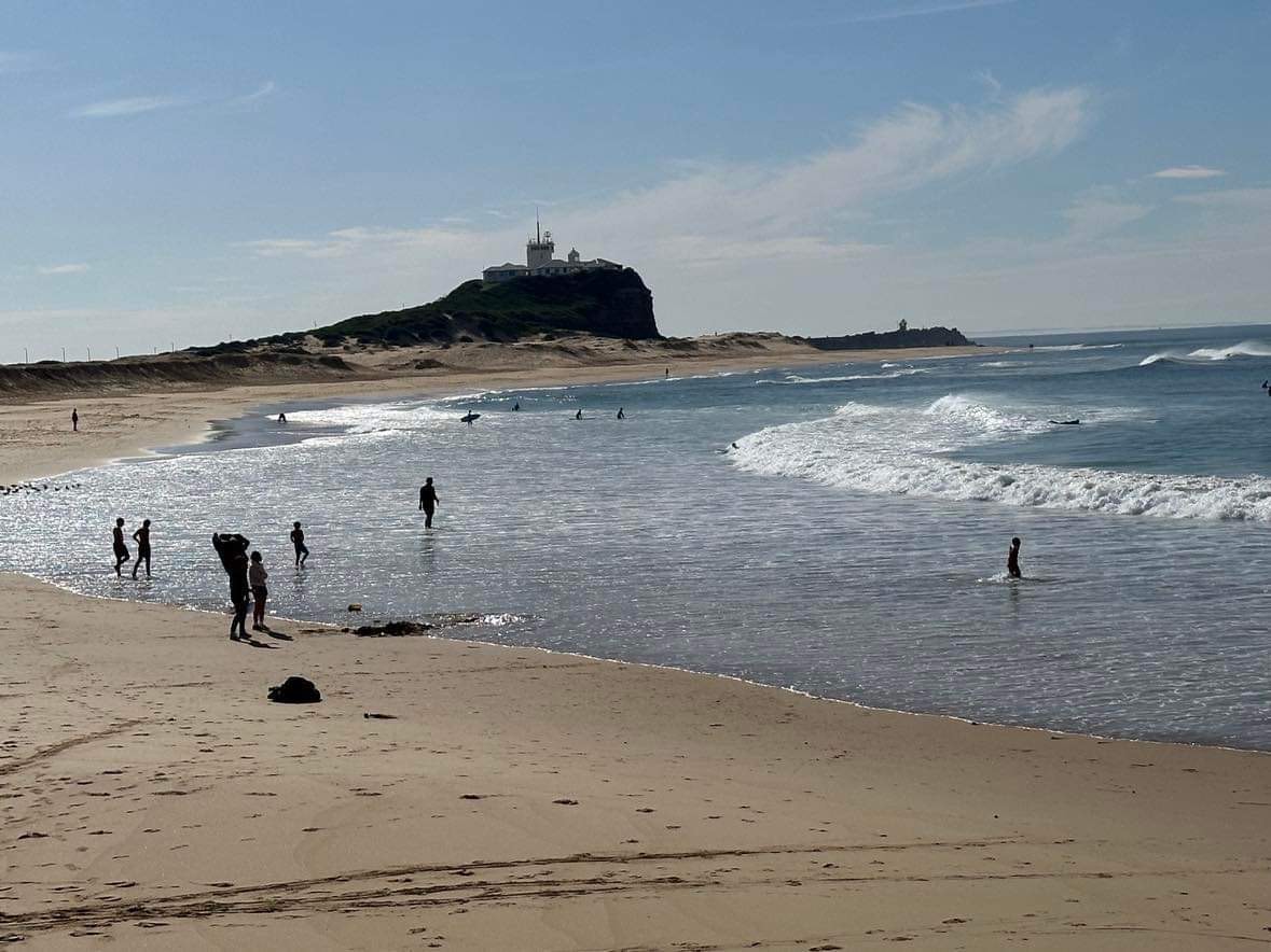 Solve Nobby’s Beach, Newcastle, NSW, Australia. jigsaw puzzle online