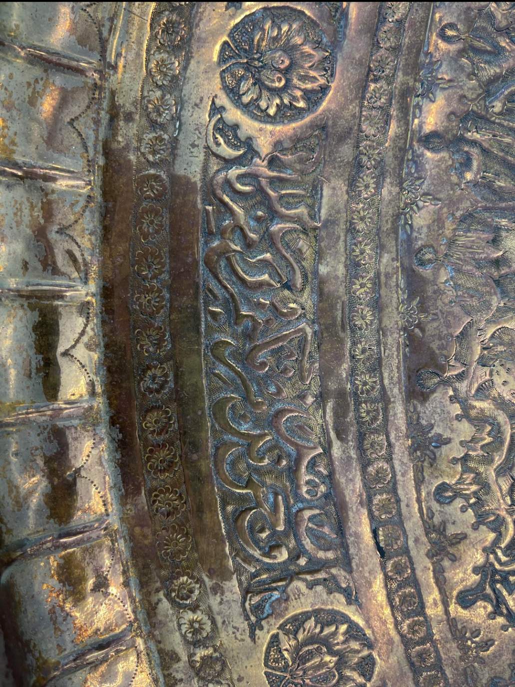 Solve Screenshot_20230317_230823_Reddit jigsaw puzzle online with 99 pieces