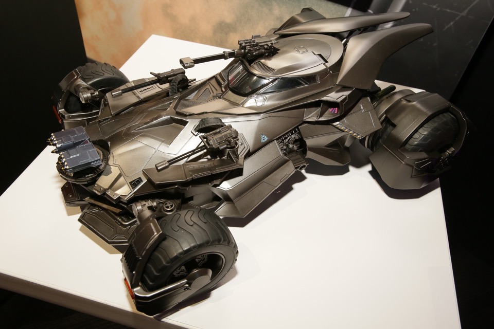 Justice League RC Batmobile Spews Real Exhaust, Offers FPV Driving SHOUTS