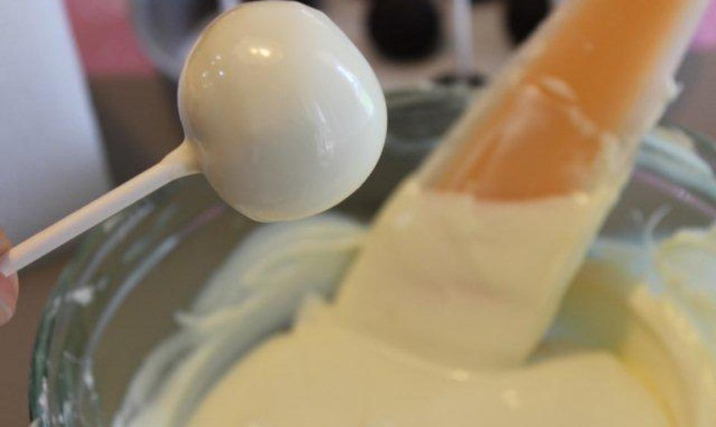 How to Make Smooth Cake Pops An Easy Tutorial Craftsy