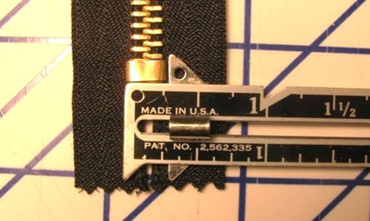 Sewing Exposed Zippers A Photo Tutorial Craftsy