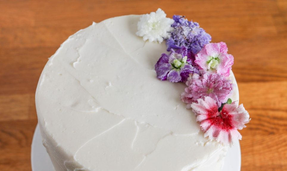 How to Use Fresh Flowers in Cake Decorating Craftsy