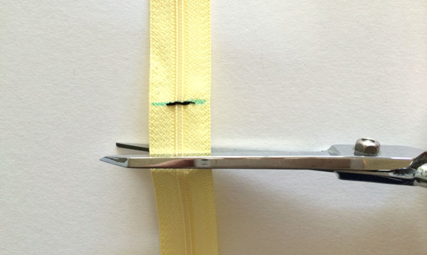 How to Shorten a Zipper, Three Ways on the Craftsy Blog Craftsy
