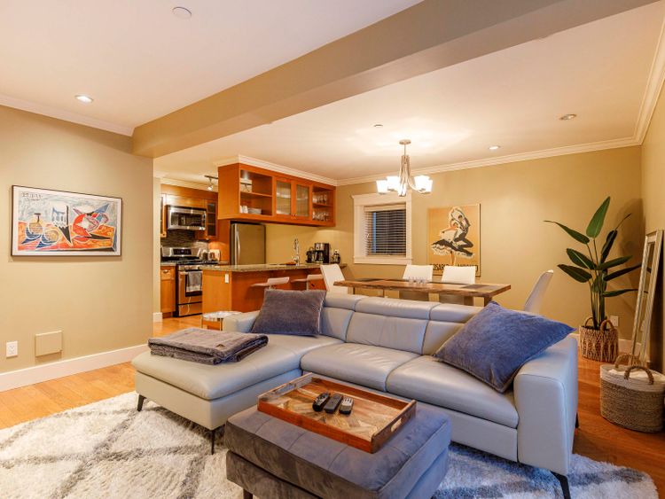 Spectacular Kitsilano Furnished House, Vancouver Rent It Furnished Rental