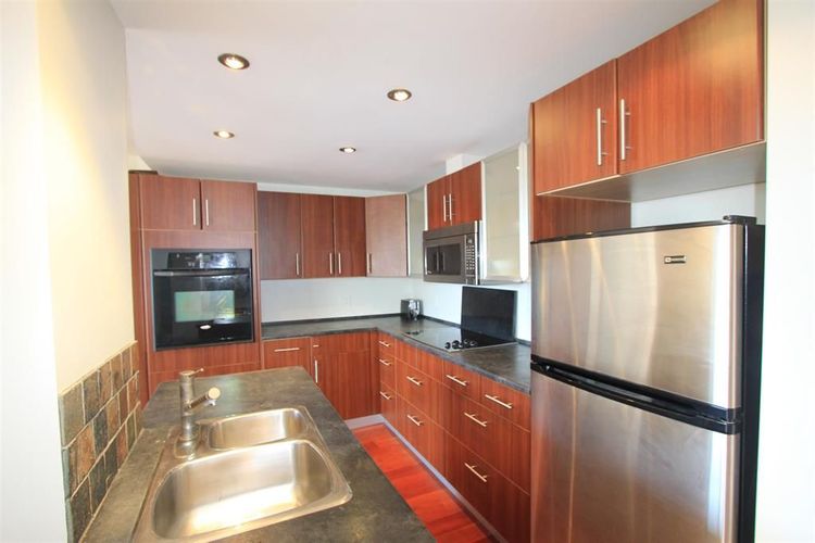 West End Furnished Condo in The El Cid, Vancouver Rent It Furnished