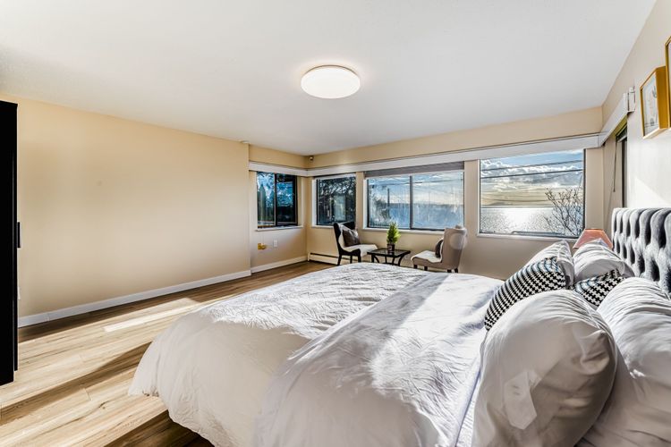 Spectacular Furnished House, White Rock Rent It Furnished Rental