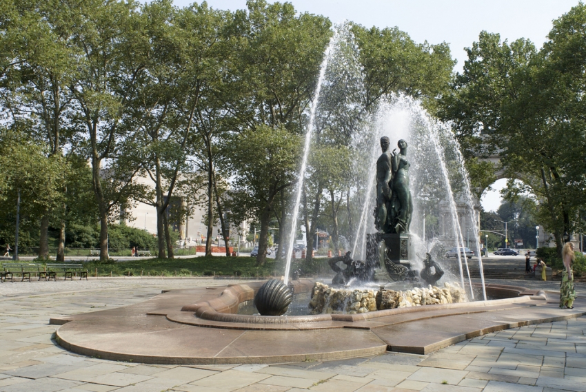 Lighting the Largest Hanukkah Menorah, Dec 7th 700pm, New York, eventseeker