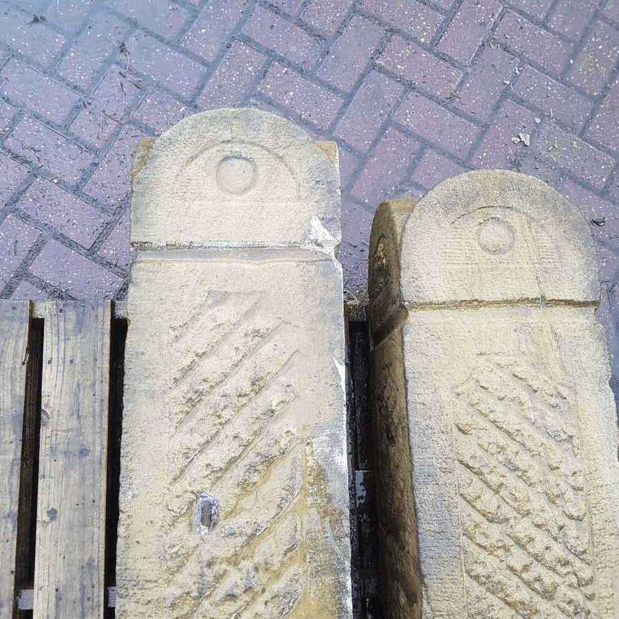 Antique & Reclaimed listings Stone gate posts SalvoWEB UK