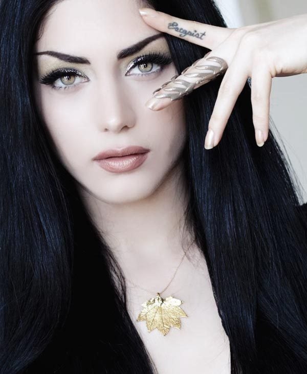 Winter Jewelry Guide Best Jewelry And Accessories For the Holiday