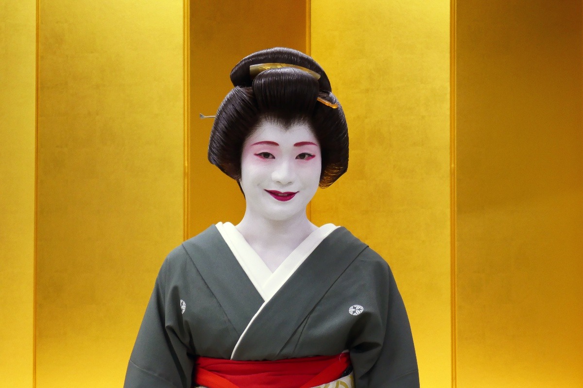 Fundraiser by Hänsi Burger The Only Male Geisha