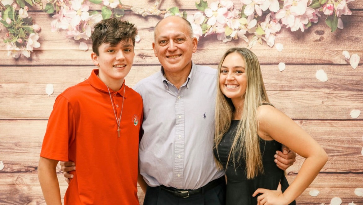 Fundraiser for Diana Rafoth by Alexa Baker : Donate to the Children of