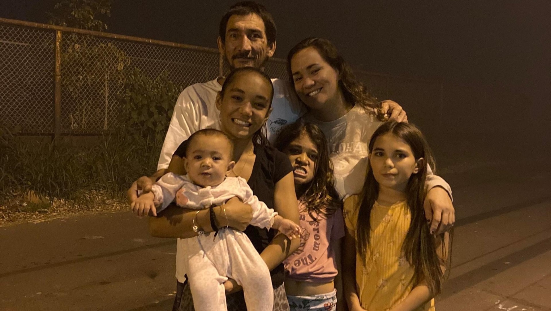 Fundraiser for Shaina Auld by JAMIE TUPOLA Family lost everything to fire
