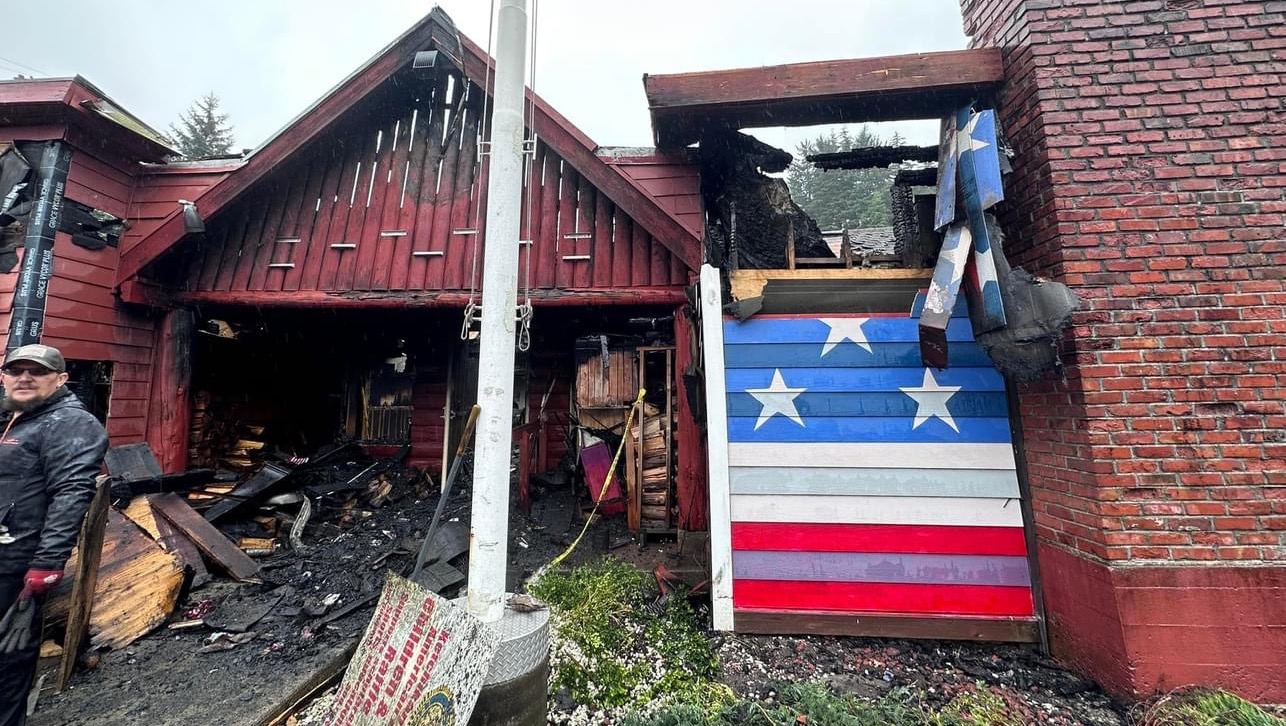 Fundraiser for Deborah Davis by Jeremy Bynum Help Rebuild Alaska’s