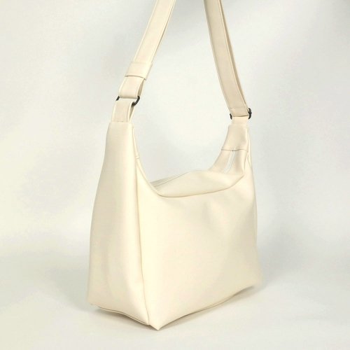 반 202 LARGE MESSENGER BAG WHITE 위시버킷