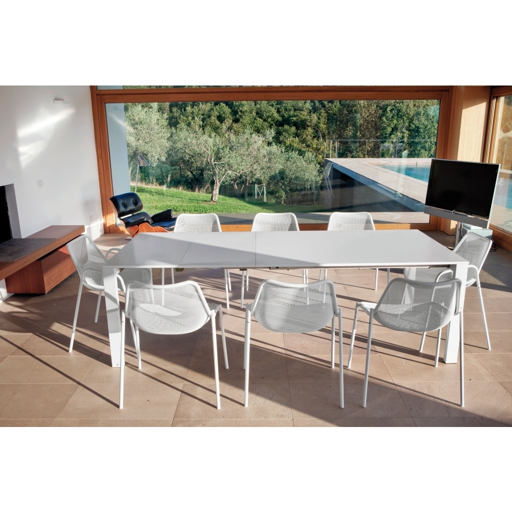 Emu Round Stuhl nunido.