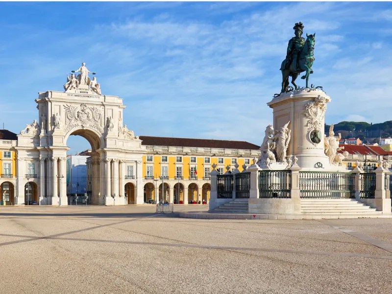 Property for sale and rent in Portugal