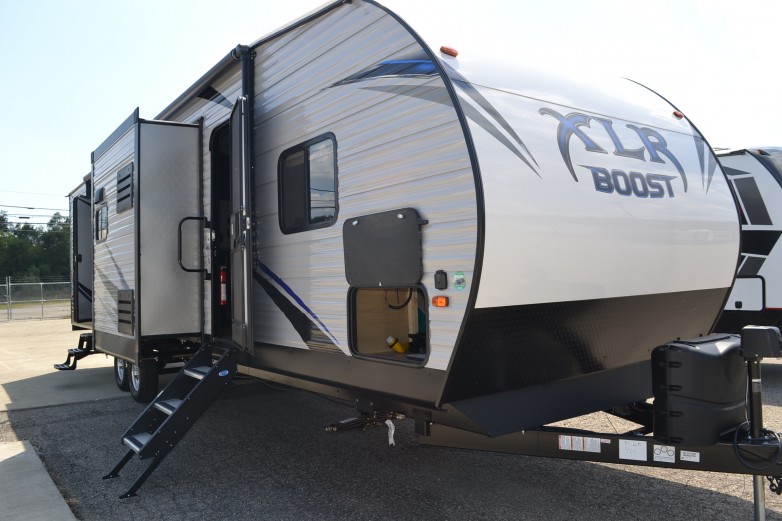 Forest River is Recalling Certain RVs Due to Incorrect Size Axle, Rim