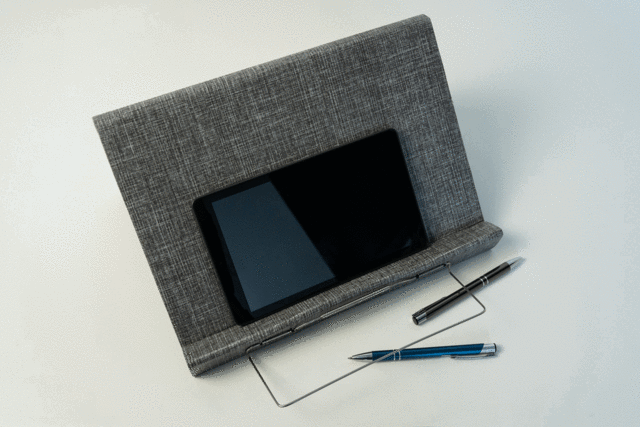 The bookrest 4text an lightweight book stand Ulule