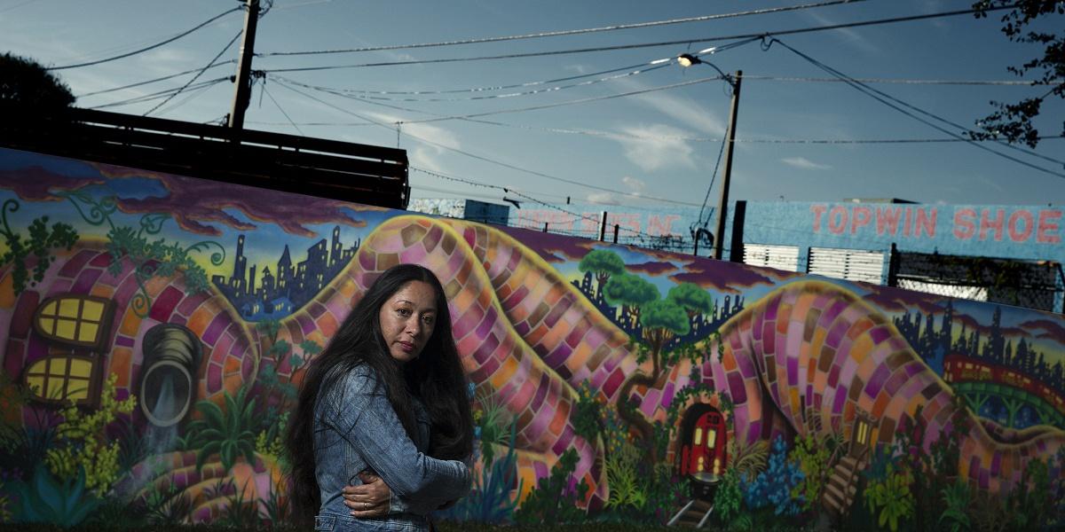 Biography of Lady Pink Widewalls