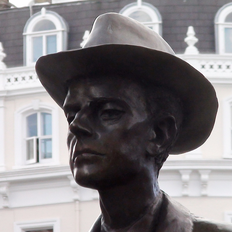 Bartok statue London Remembers, Aiming to capture all memorials in London