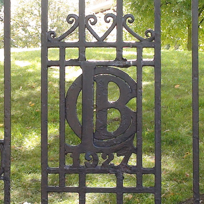Lambeth Borough Council gates London Remembers, Aiming to capture all