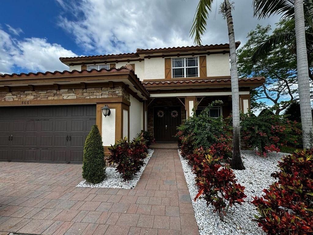 8661 South Miralago Way, Parkland, FL Luxury Home For Sale Pacaso