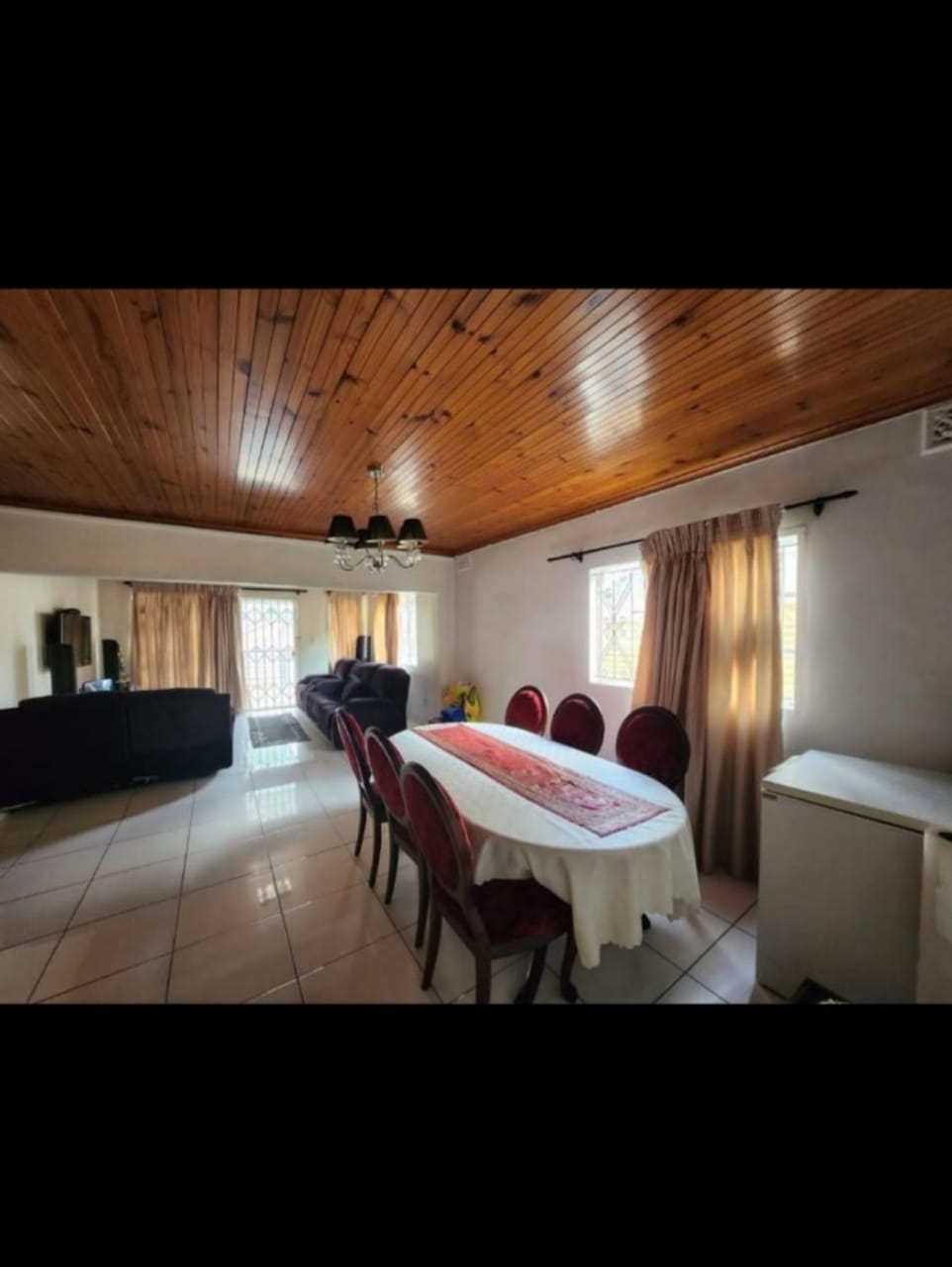 House For Sale in Woodhurst IOL Property