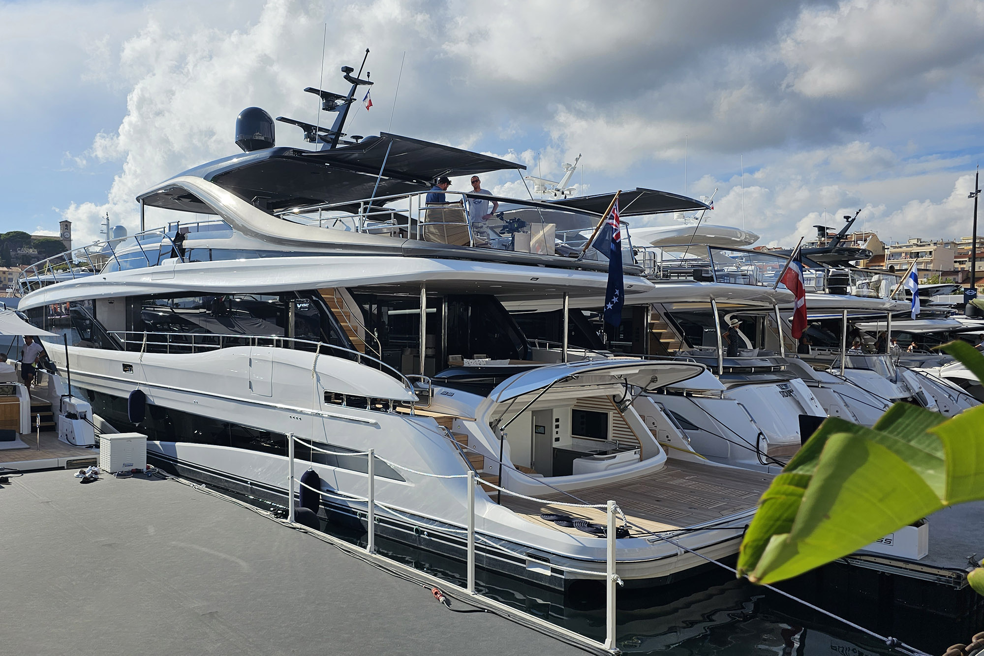 Princess Y95 for Sale Used Princess Y95 Prices TWW Yachts