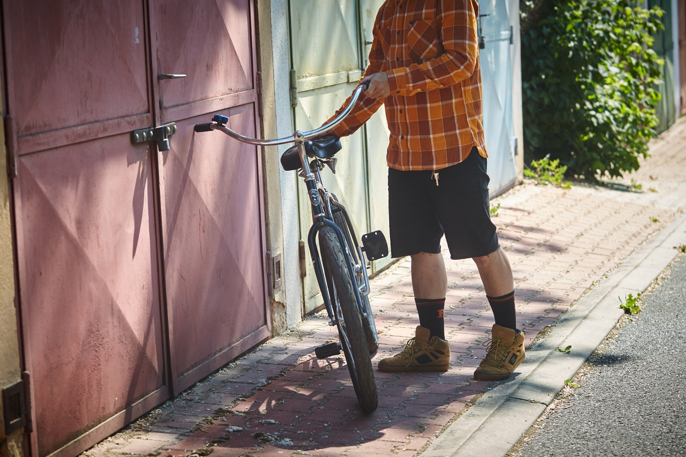 How To Find Your Inseam And Standover Height Pure Cycles