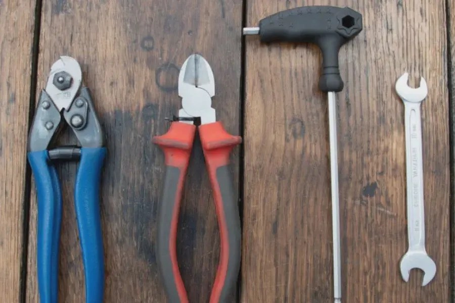 How to Change the Brake Cables and Shifter Cables on Your Bike