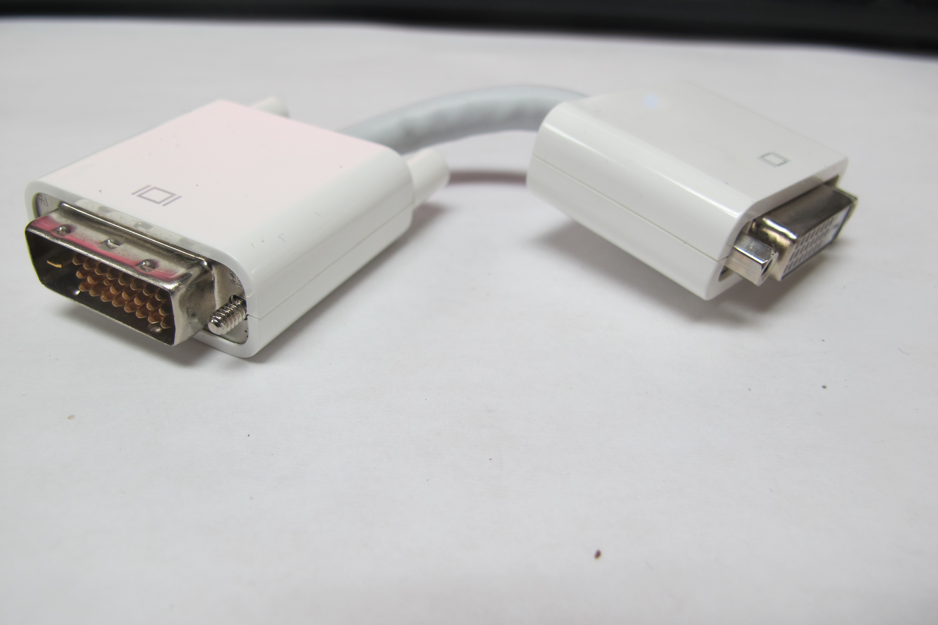 Apple DVID Male to DVID Female Cable Adapter Power Cord Adapters