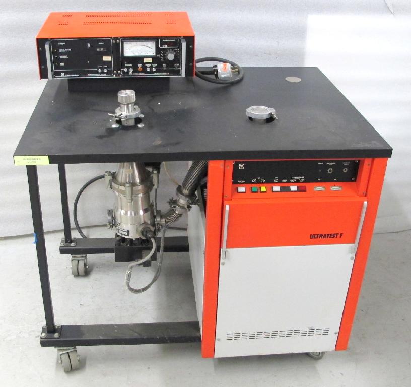 LeyboldHeraeus Ultratest F Helium Leak Detector for PARTS/REPAIR