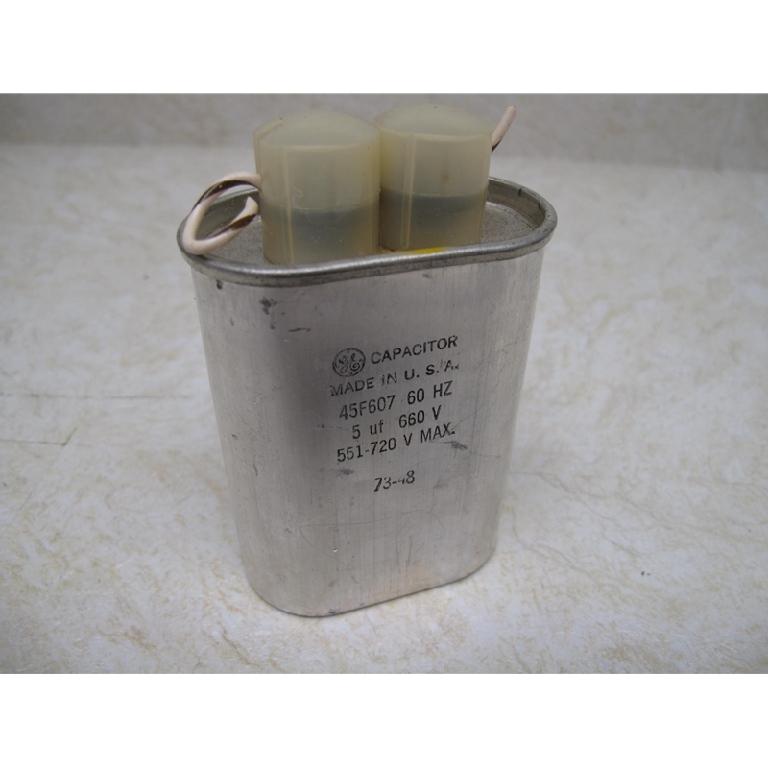 Capacitor 60 HZ 5 uf 660 V 551-720 V Max - Capacitors - BMI Surplus
