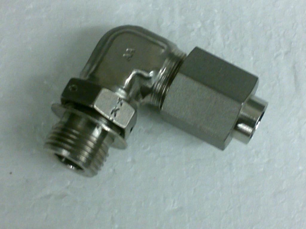 Vacuum Break 1/2"; 1/2" VCR Fittings Male, Female Vacuum Flanges and