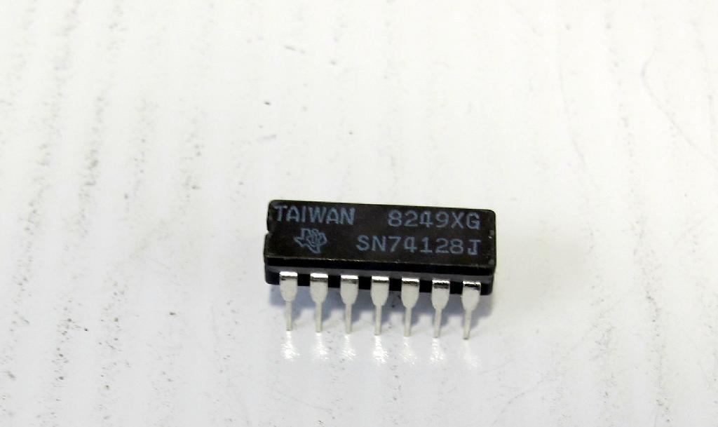 Texas Instruments 8249XG/SN74128J Integrated Circuit. Integrated
