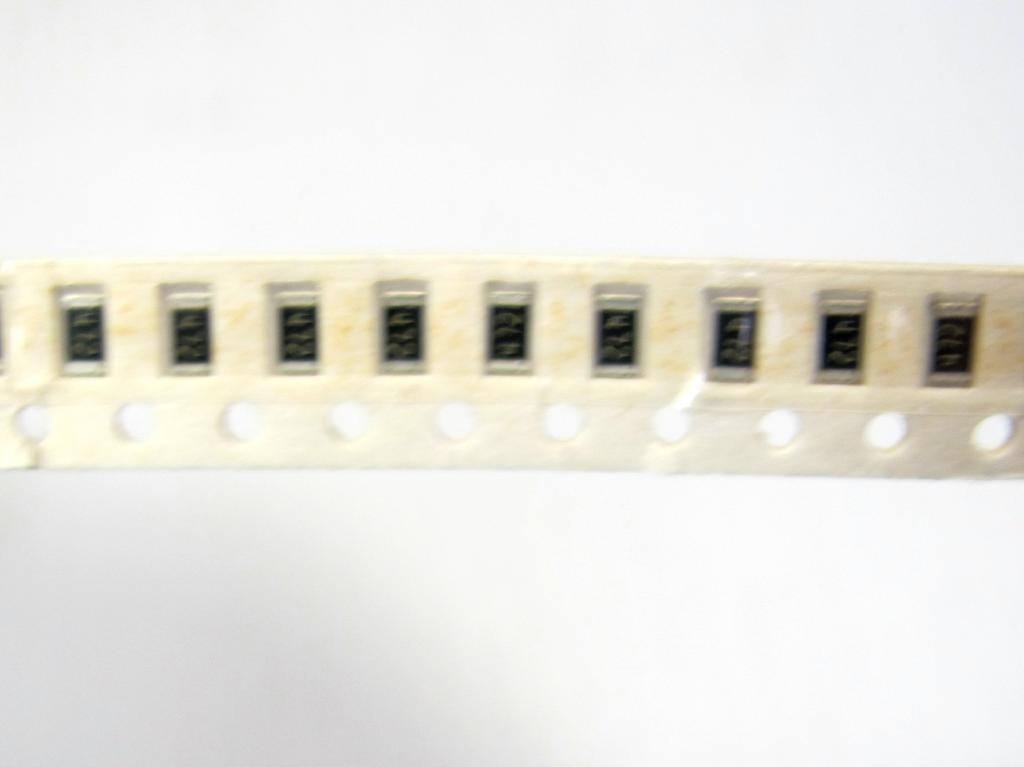 KOA Speer Electronics RM73B2B472JT Capacitor Lot of 98 Capacitors