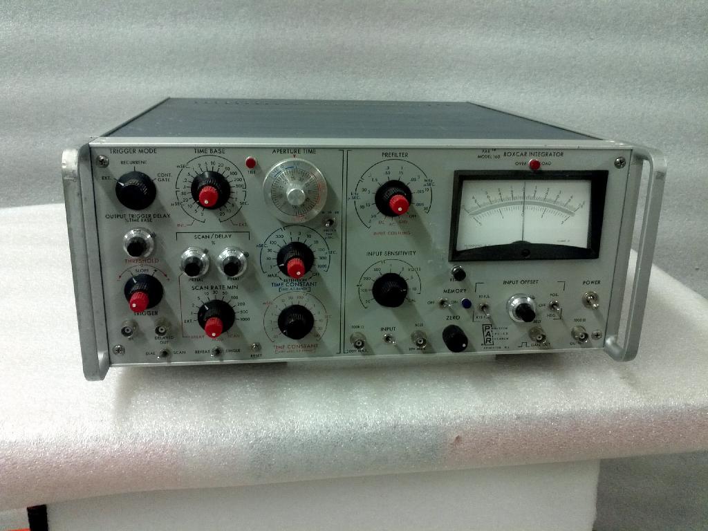 Boxcar Integrator BMI Surplus