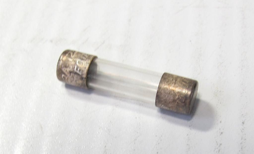 Bussmann F02B20A Fuse Plugs Wires and Cables BMI Surplus