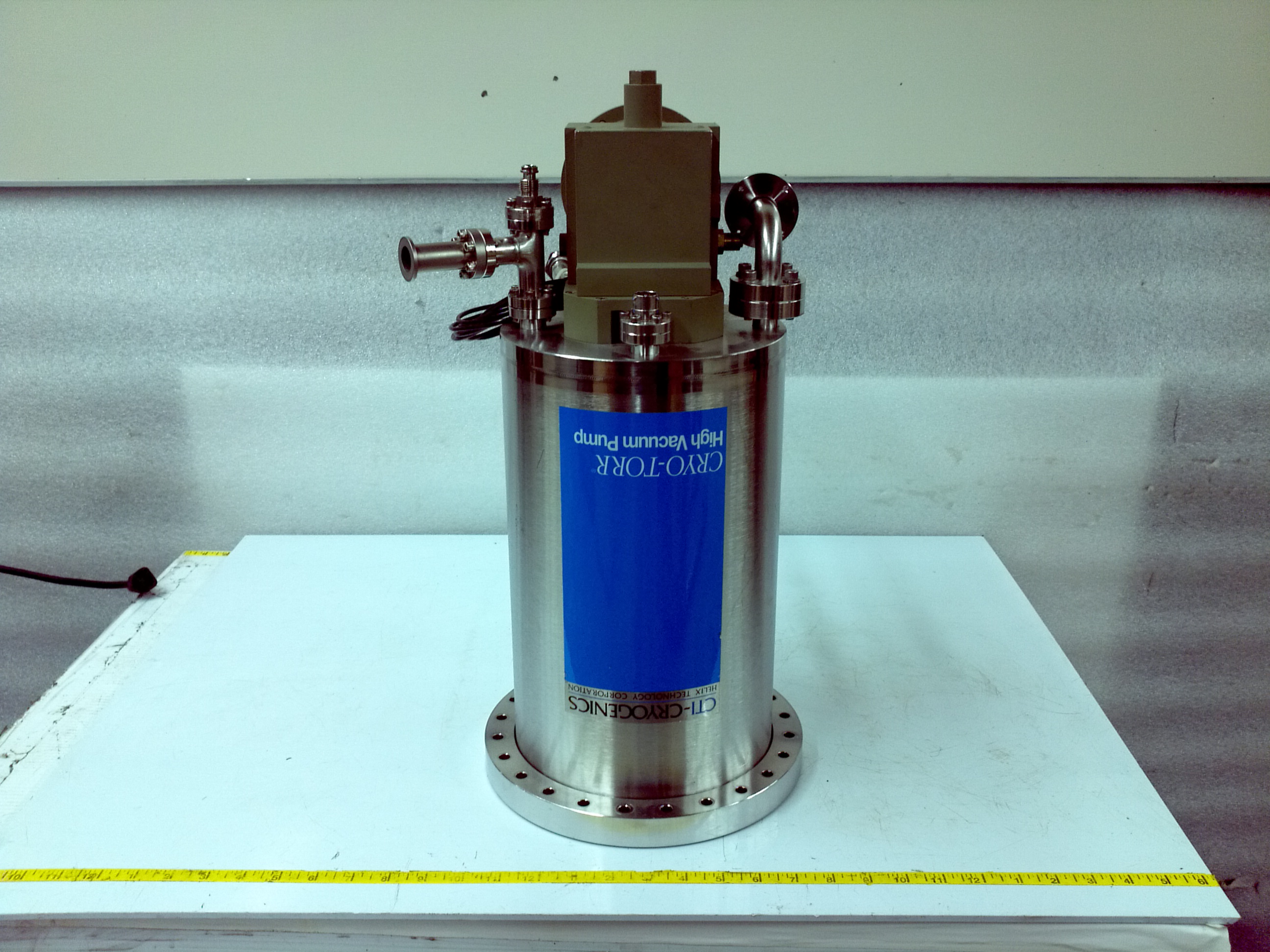 CTICryogenics 8033170 CryoTorr 8 High Vacuum Pump, 8 in Conflat